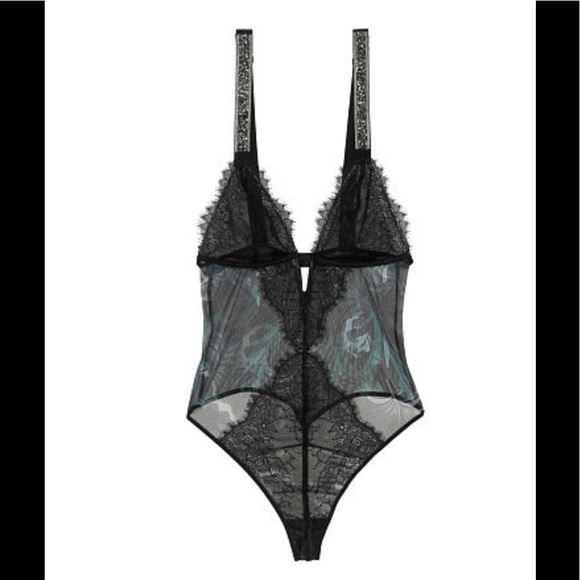 NWT Victoria’s Secret Embellished Strap Teddy - Picture 2 of 9